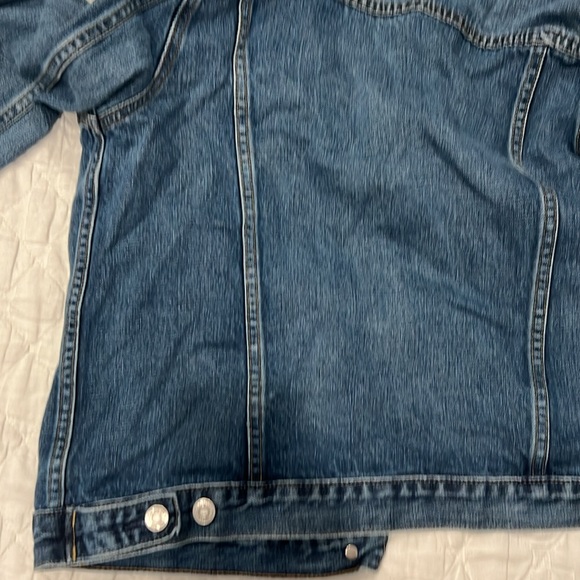 GAP Jean Jacket - Picture 5 of 5